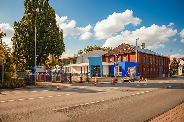 Kita im alten Hallenbad an der Hafenstraße in Hameln